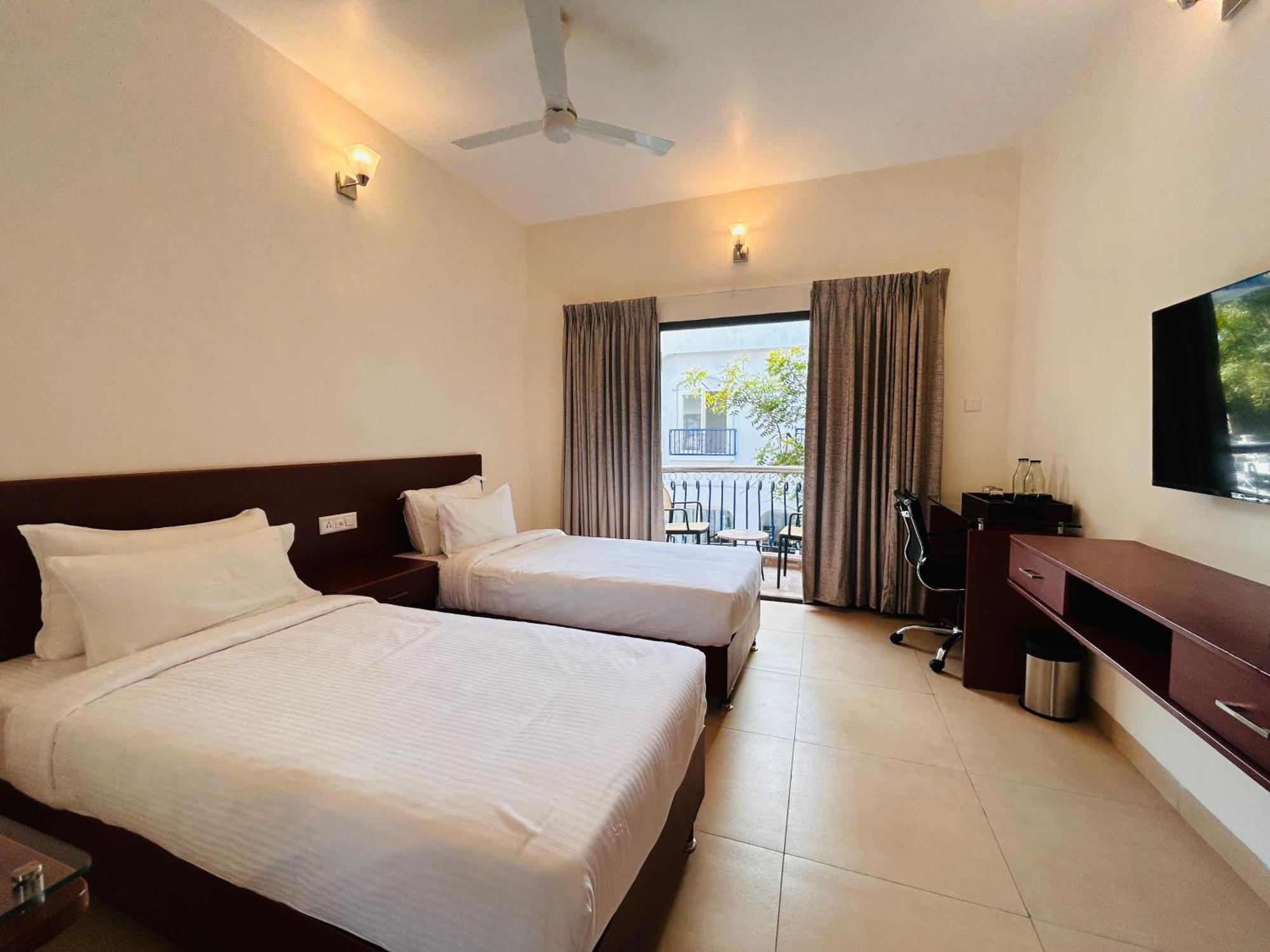 Le Miami Resort Pondicherry Exterior foto